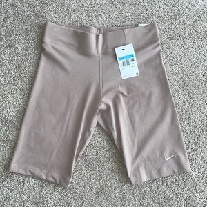 NIKE Women’s Biker Cotton Short